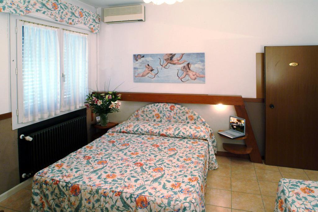Hotel Roma Marghera Dış mekan fotoğraf