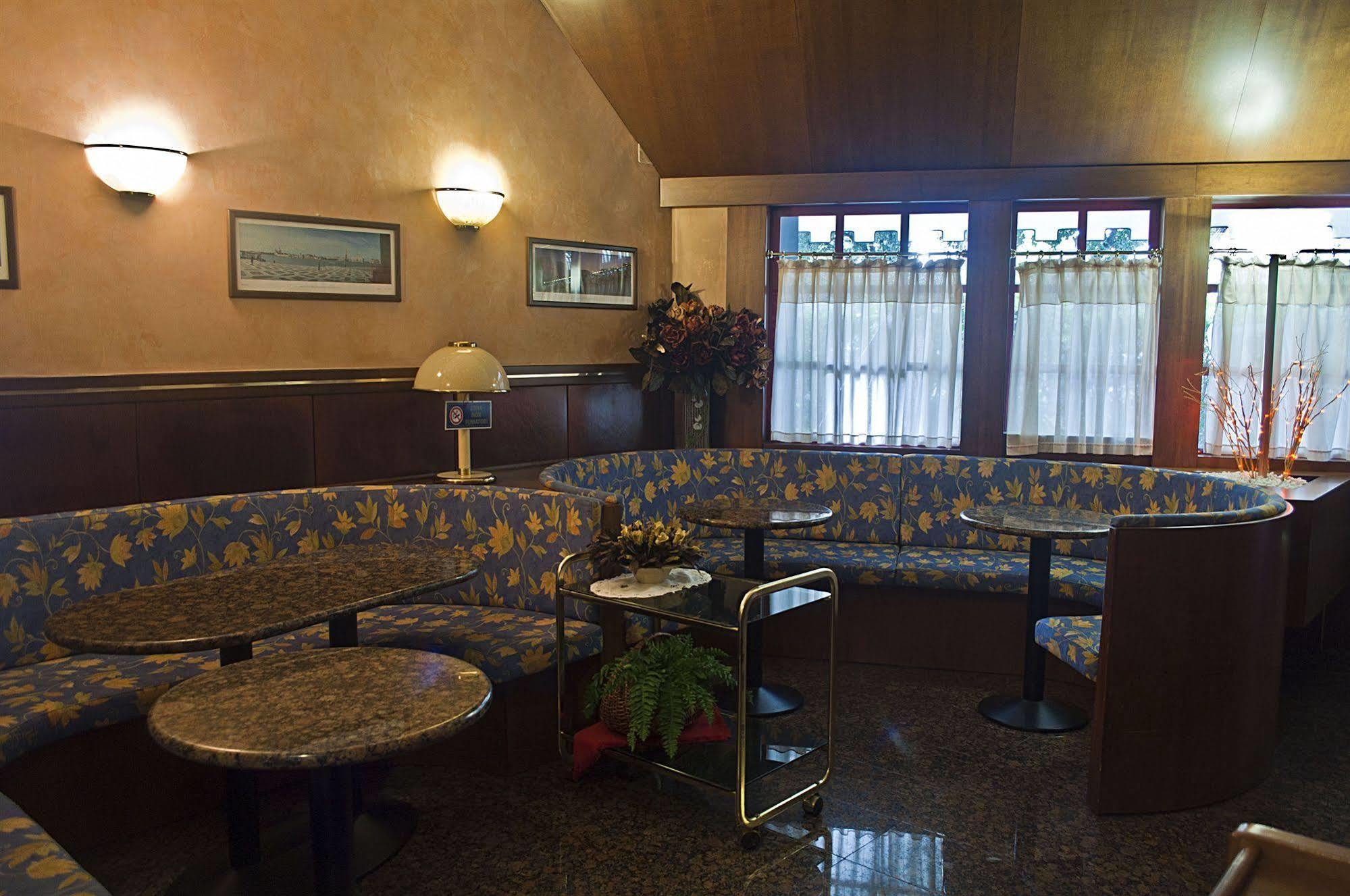 Hotel Roma Marghera Dış mekan fotoğraf