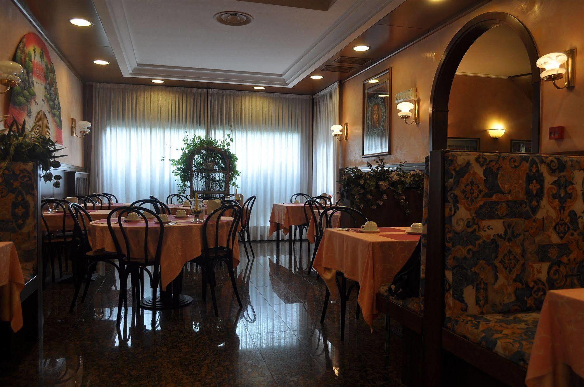 Hotel Roma Marghera Dış mekan fotoğraf